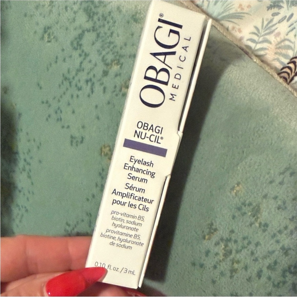 Obagi Nu-Cil Eyelash Enhancing Serum - White and Blue Accent